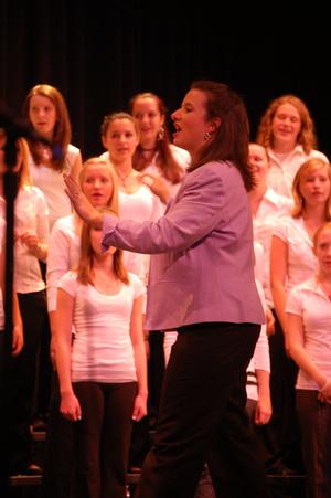 Molly Petroff choir director Waunakee High School